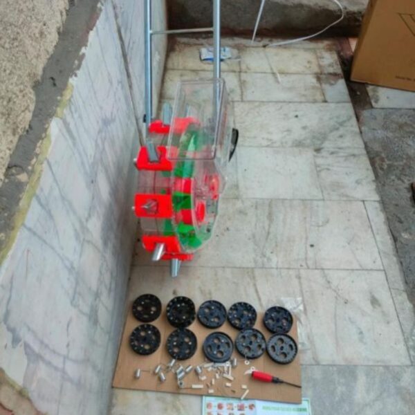 Plastic Hand Pushed Single Box Seeder